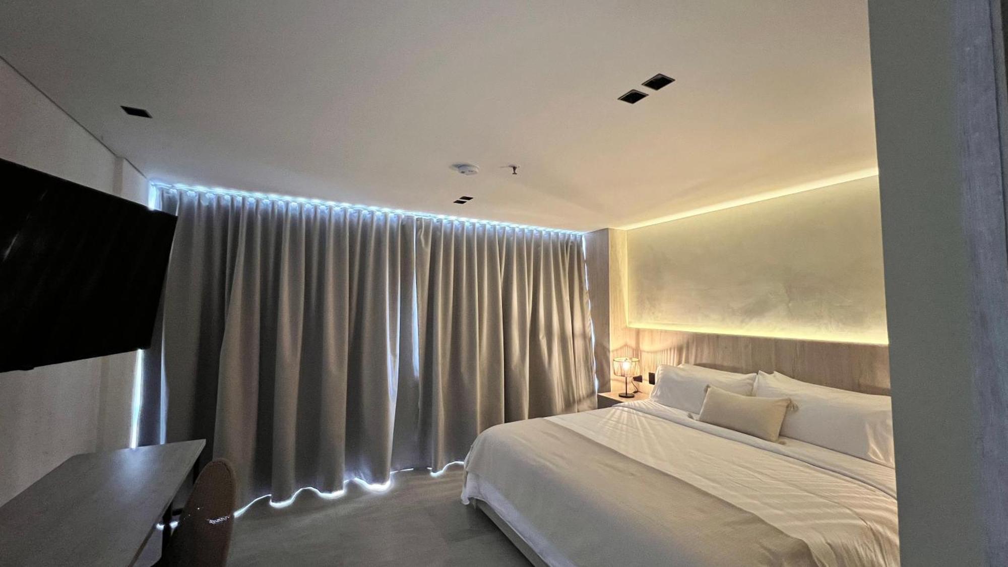 Sonata 44 Hotel Laureles เมเดยิน ภายนอก รูปภาพ